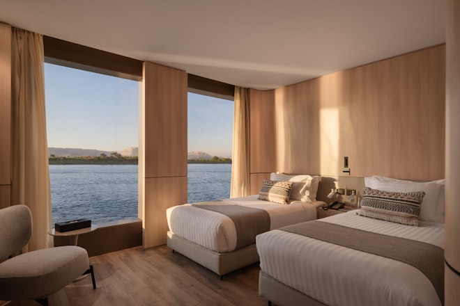 Luxury Cabin Twin - Bedroom
