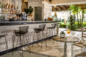 Bar Bistro