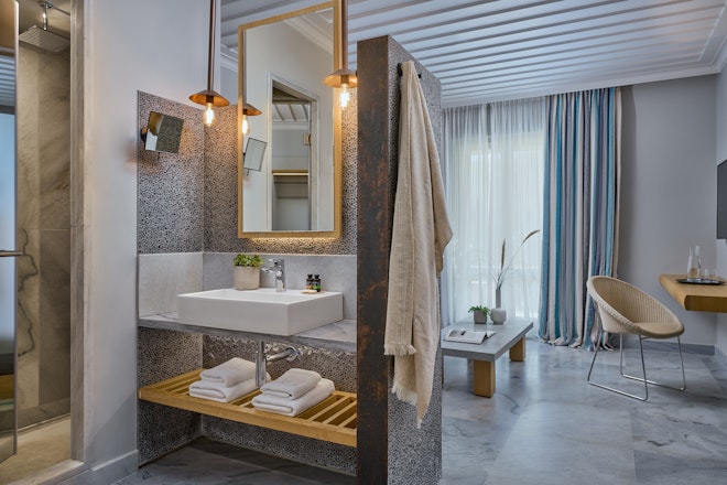 Premium Suite