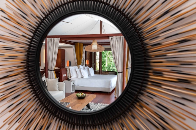 Three Bedroom Beachfront - Villa