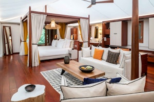 Three Bedroom Beachfront - Villa
