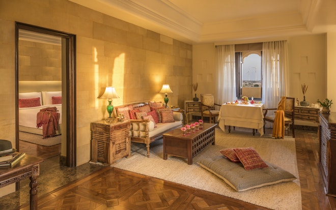 Luxury Suite - Living Room