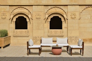 Courtyard Seating