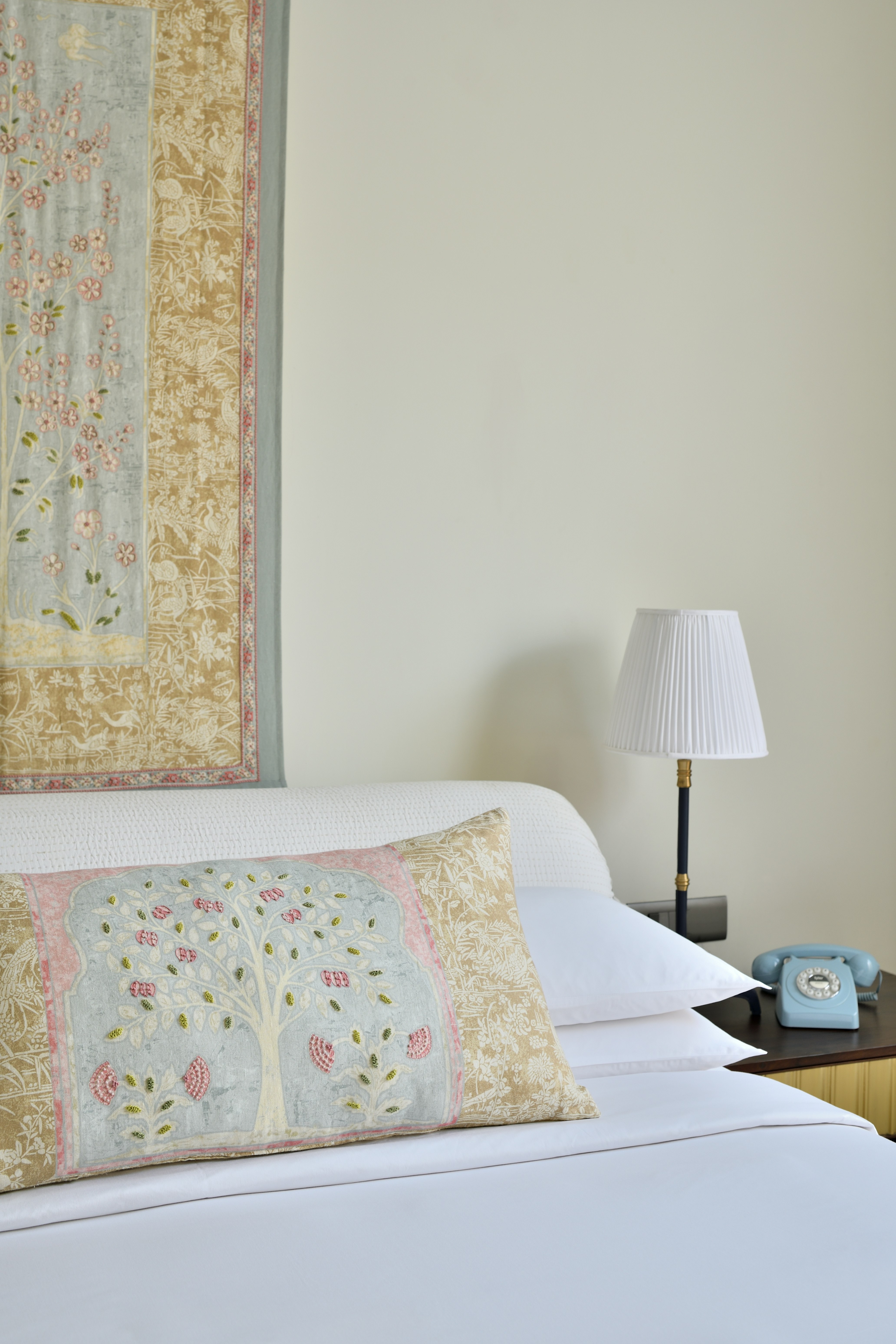 Thar Apartment 02 - Bedroom