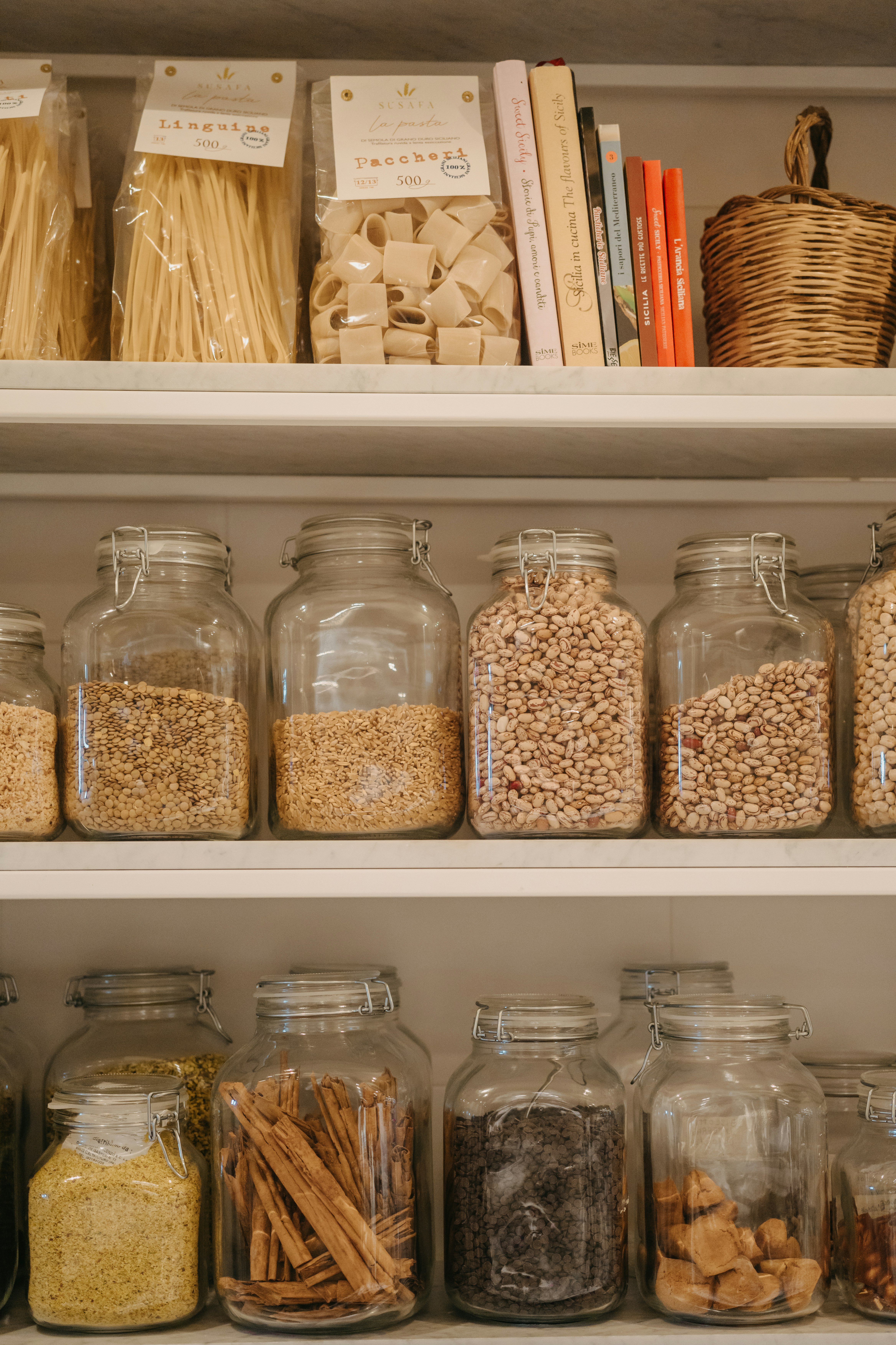 Kitchen & Bakery Area