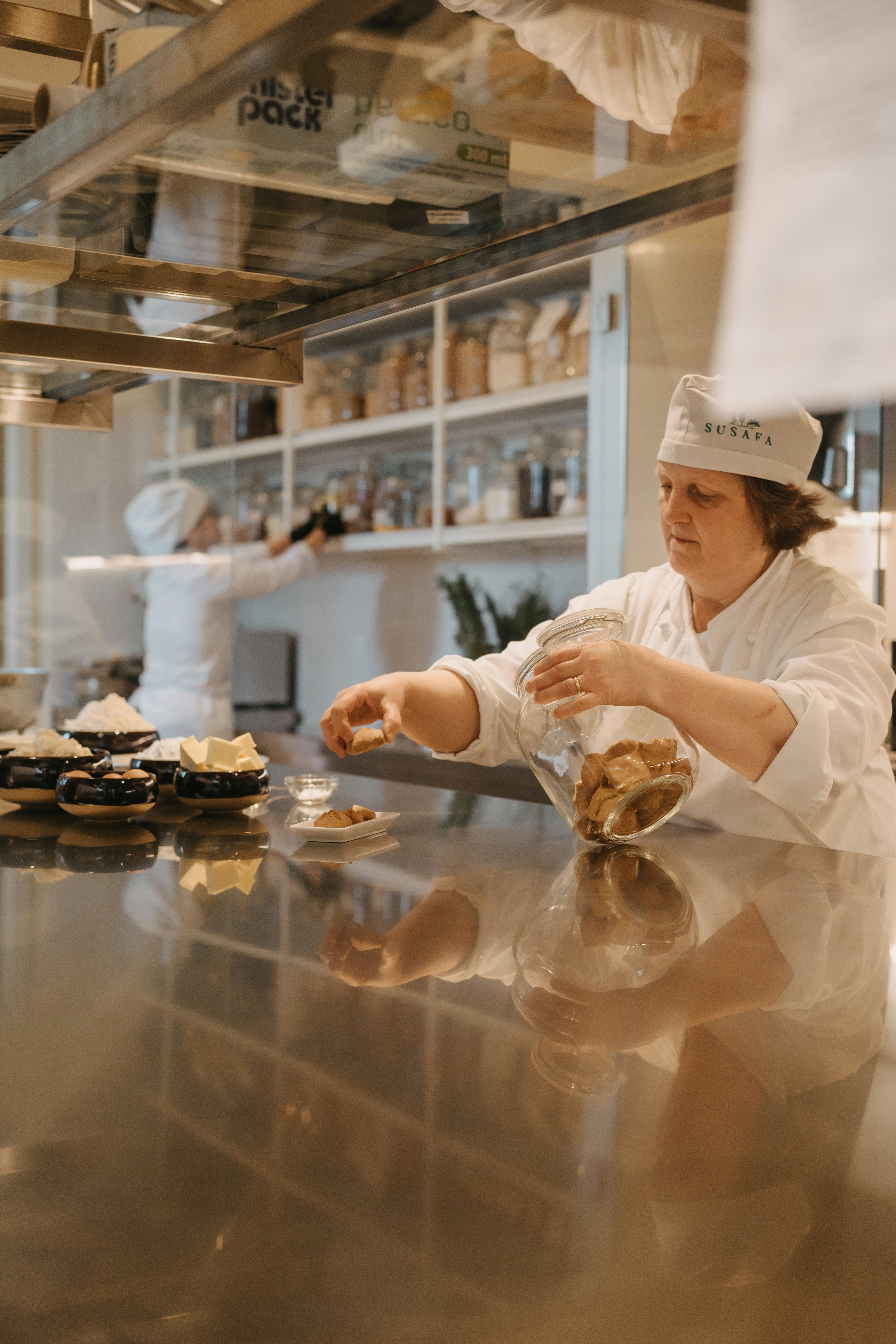 Kitchen & Bakery Area