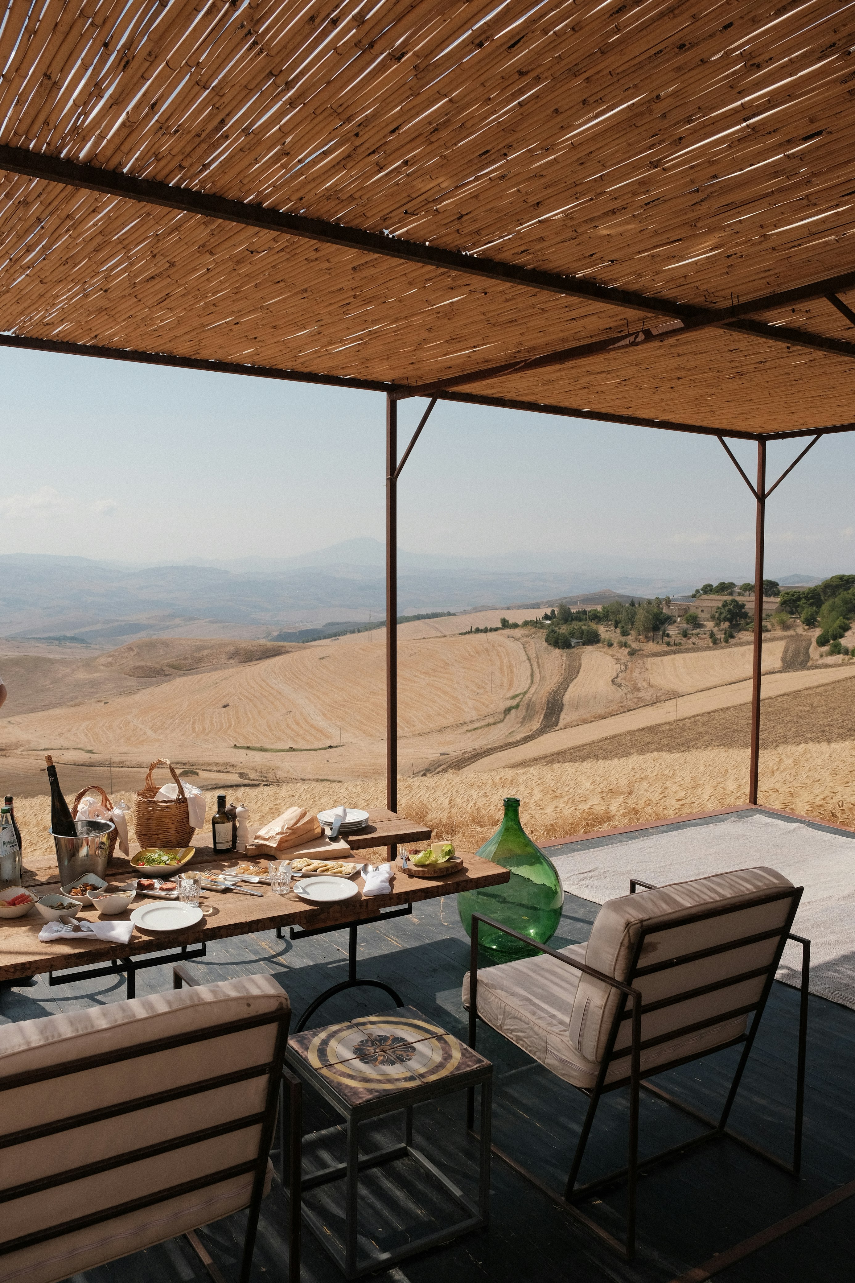 Aperitivo in the fields