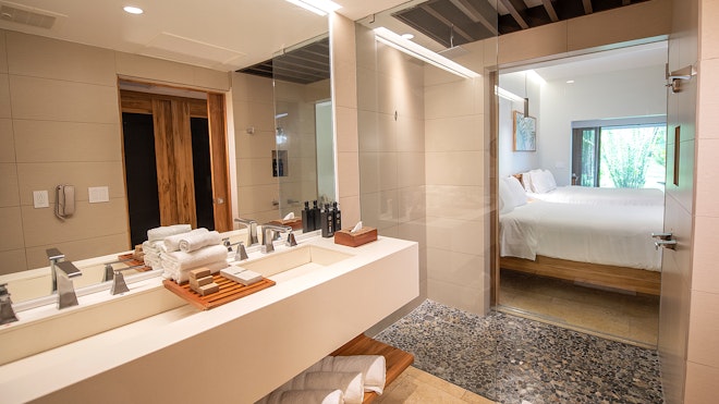 Orchid - Bathroom
