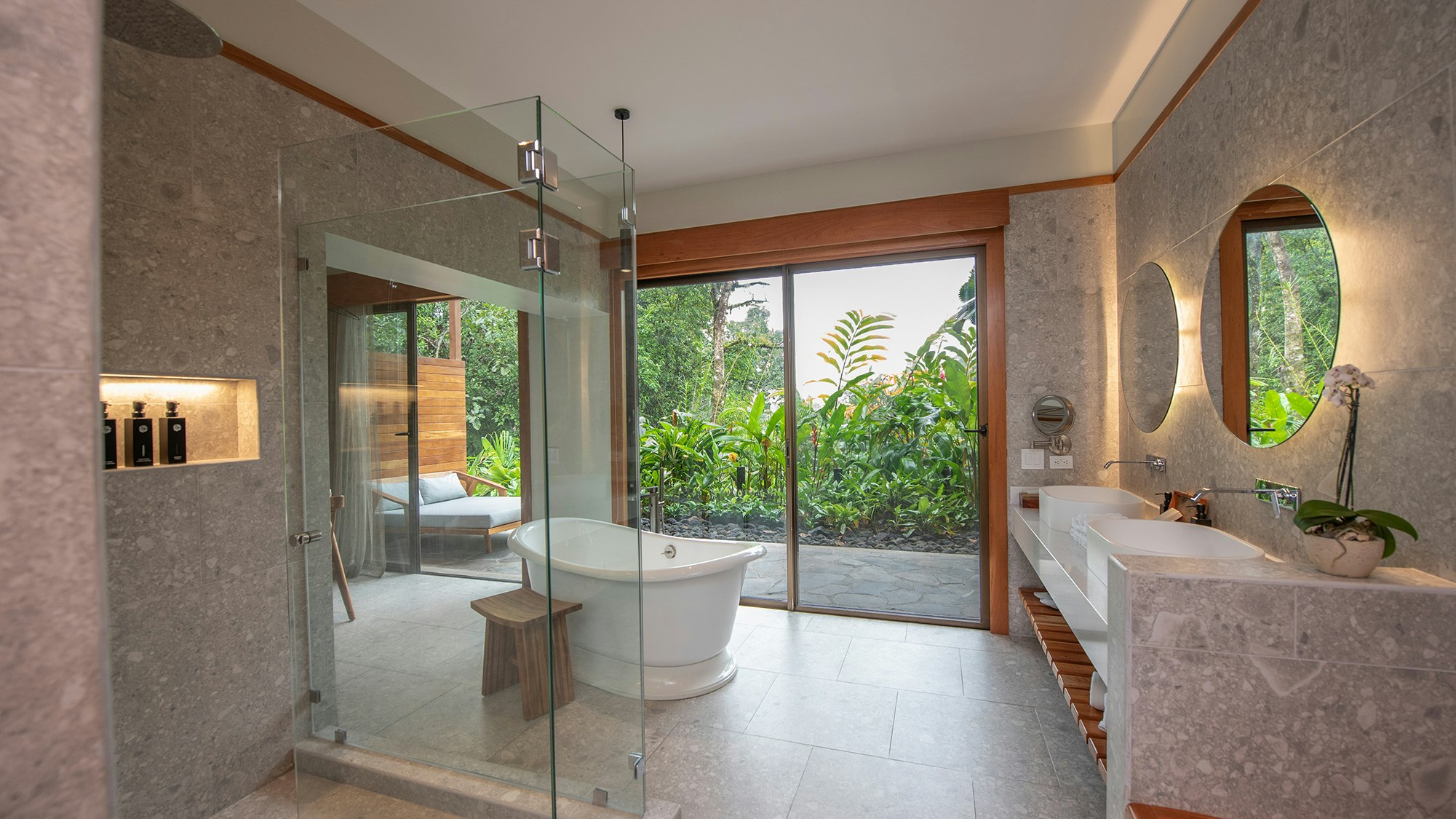 Rainforest - Bathroom