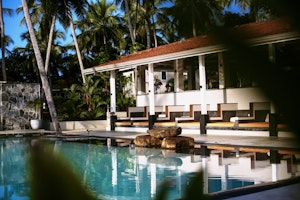 Main Bungalow & Pool