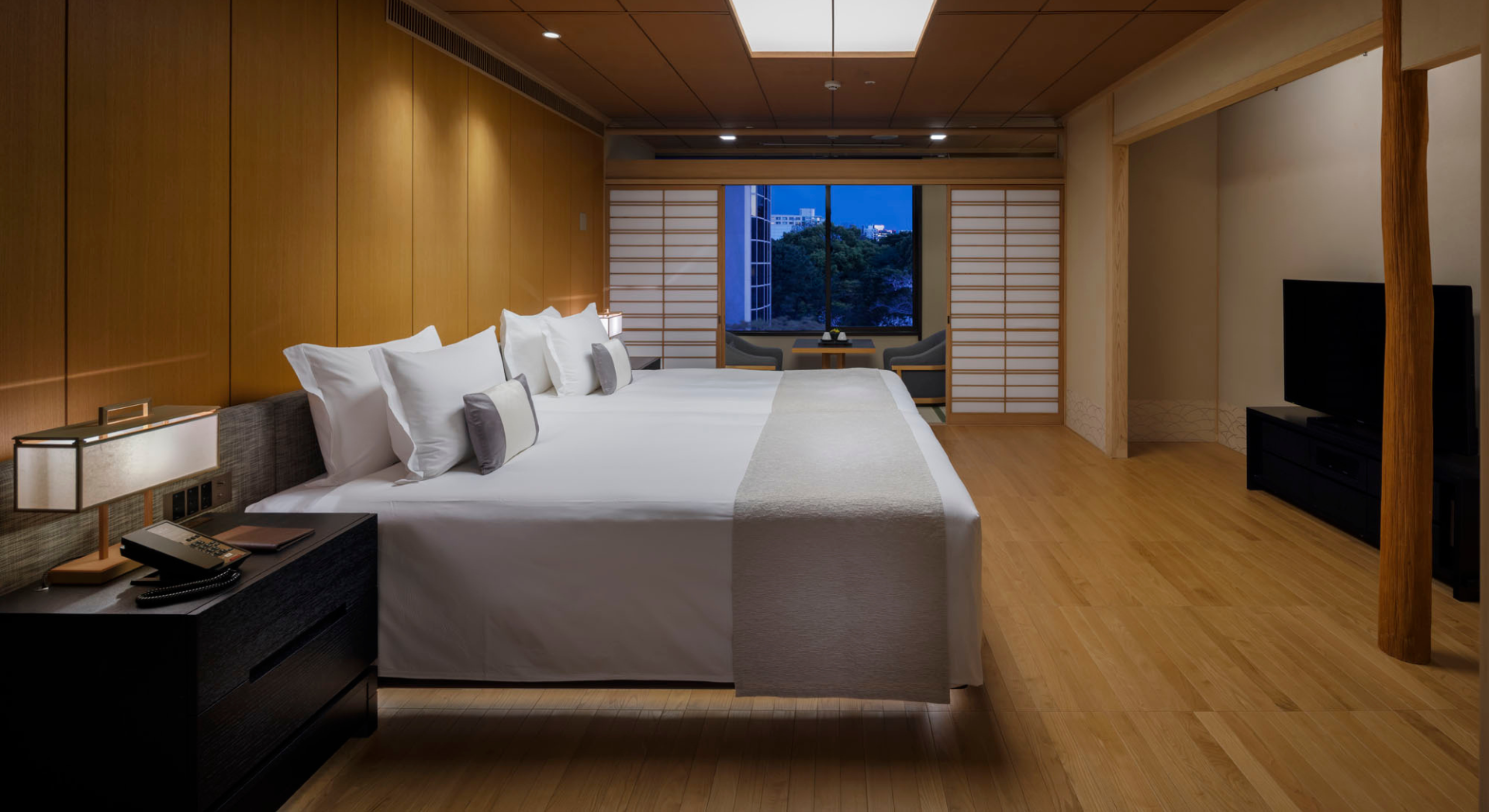 Premier Japanese Garden Suite