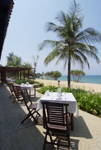 Nelayan Exterior