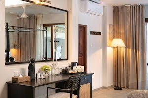 Premier Room - Room Details