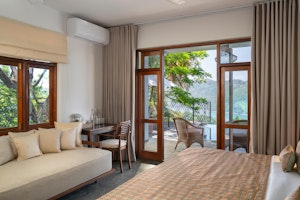 Superior Room - Bedroom
