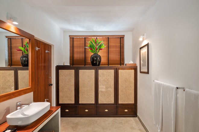 Premier Room - Bathroom