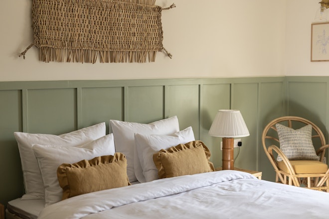 Demi Room - Bedroom