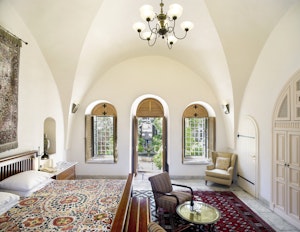 Junior Suite - Open To The Courtyard