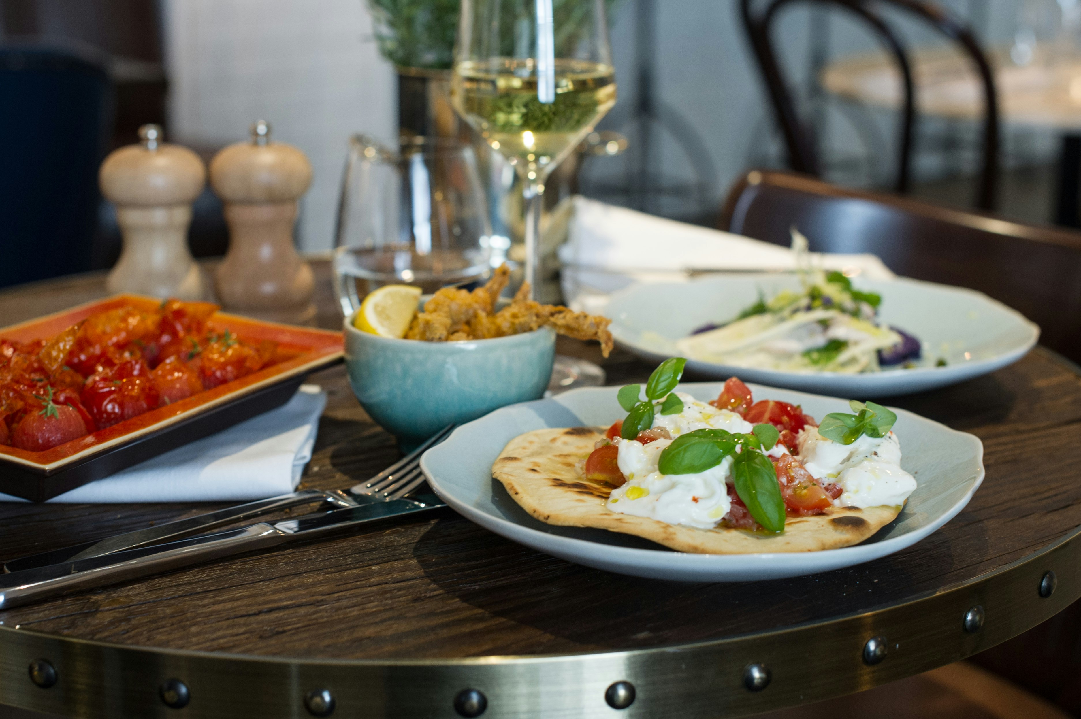 Apero Restaurant and Bar