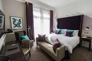 Deluxe Room - Bedroom