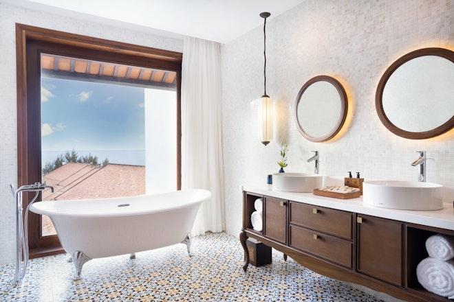 Presidential Suite Bathroom