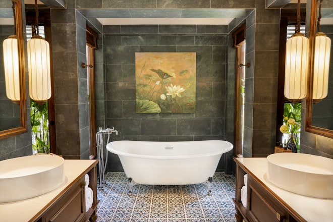 Grand Premium Room Bathroom