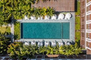 Central Pool