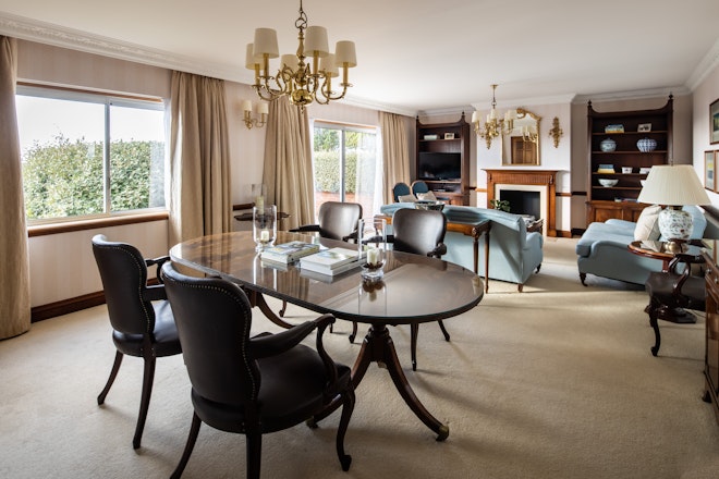 Atlantic Suite - Dining Area