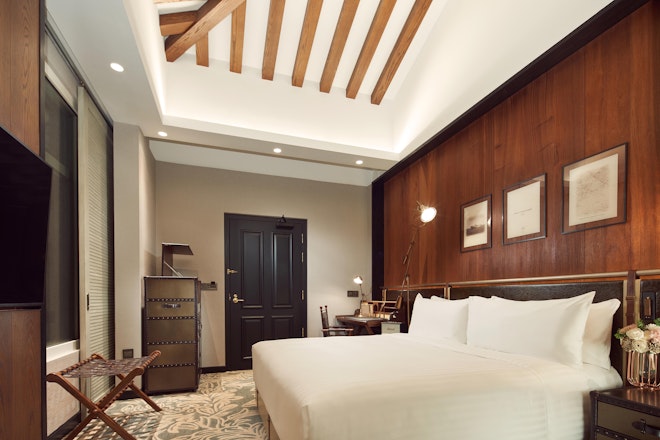 Premier Room King