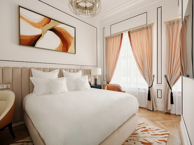 Deluxe Single Room - Bedroom
