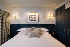 Hyde Park Suite - Master Bedroom