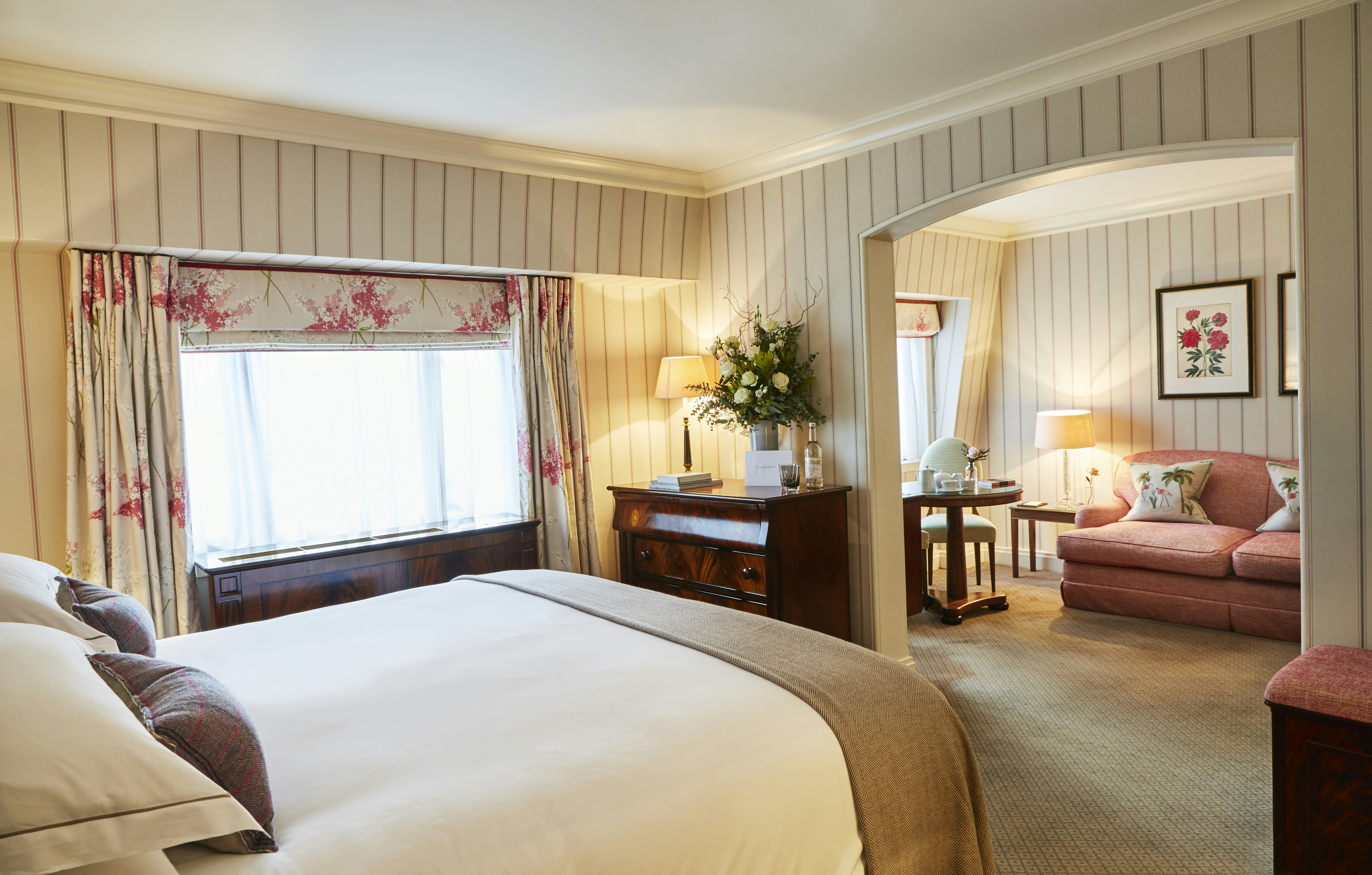 Junior Suite with Sofa Bed - Bedroom