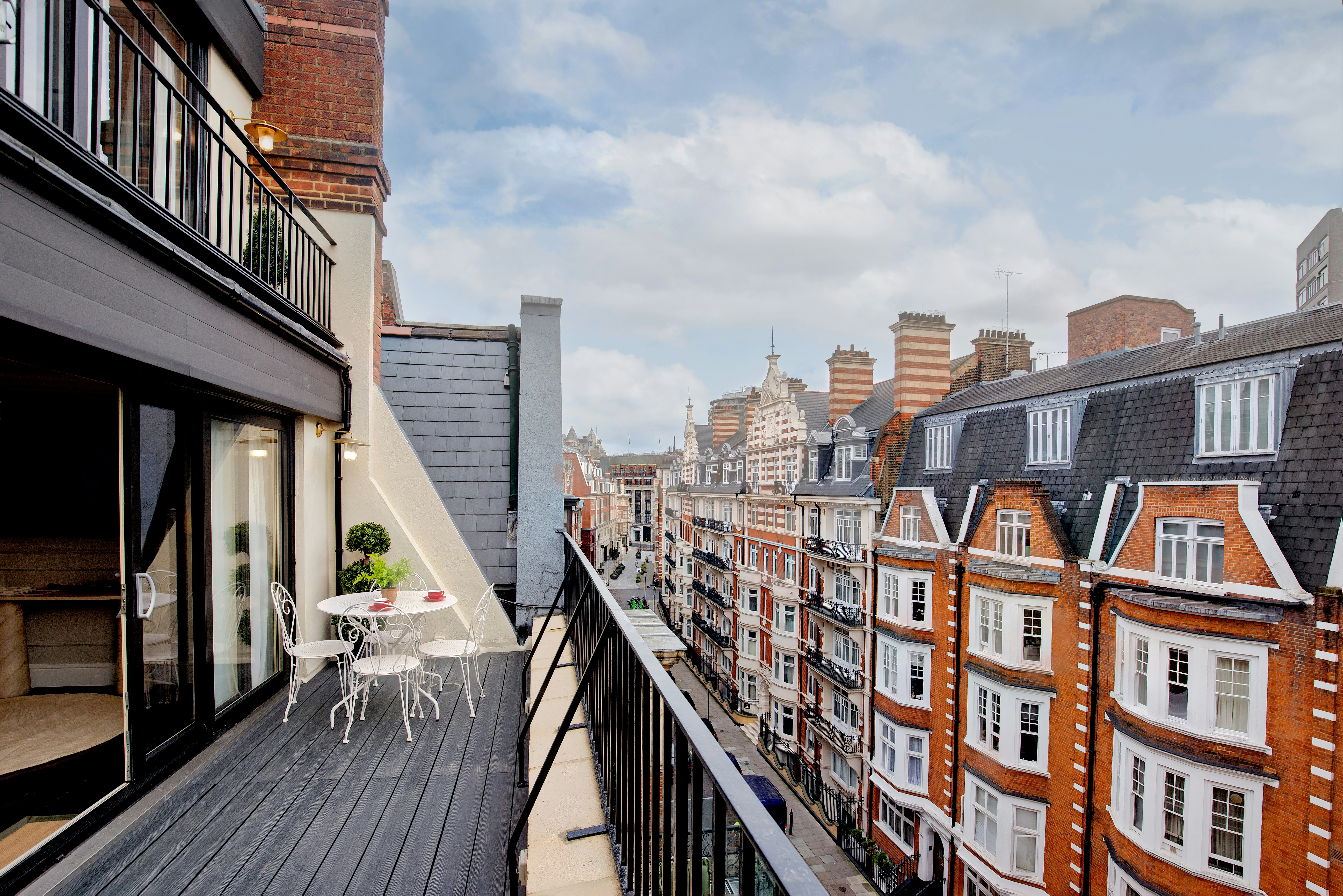 Three Bedroom Penthouse - Terrace