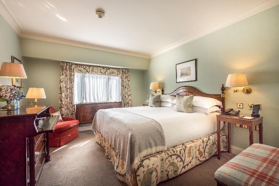 Classic King/Twin Room - Bedroom