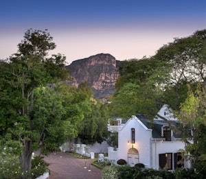 Exterior with Table Mountain Southern Slopes View
