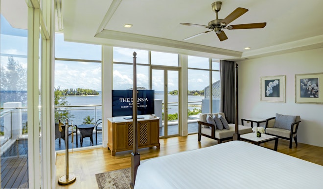 Grand Corner Duchess Suite