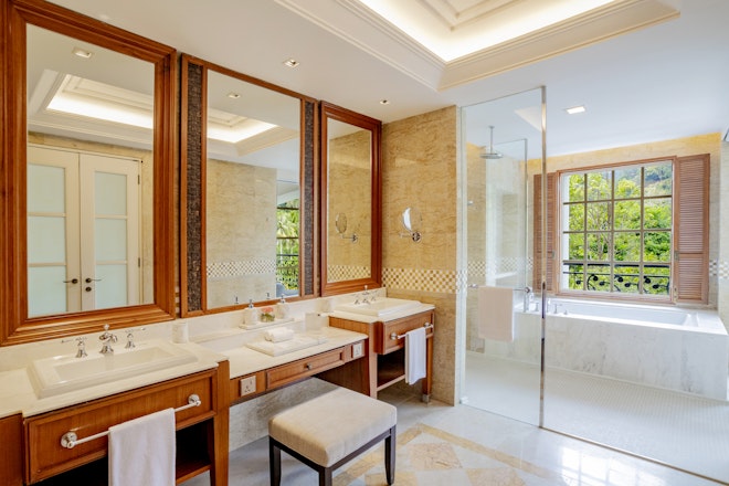New Grand Merchant 2-Bedroom Suite