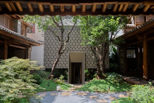 Third Villa Spring Courtyard