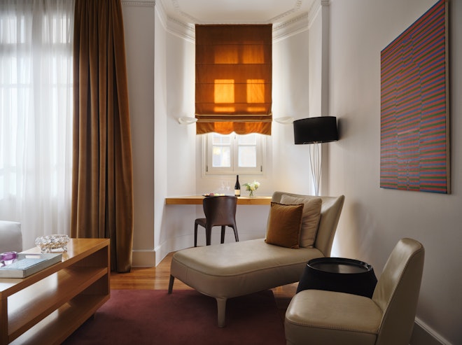 Junior Suite - Living Area
