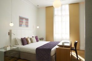 Deluxe Double - Bedroom