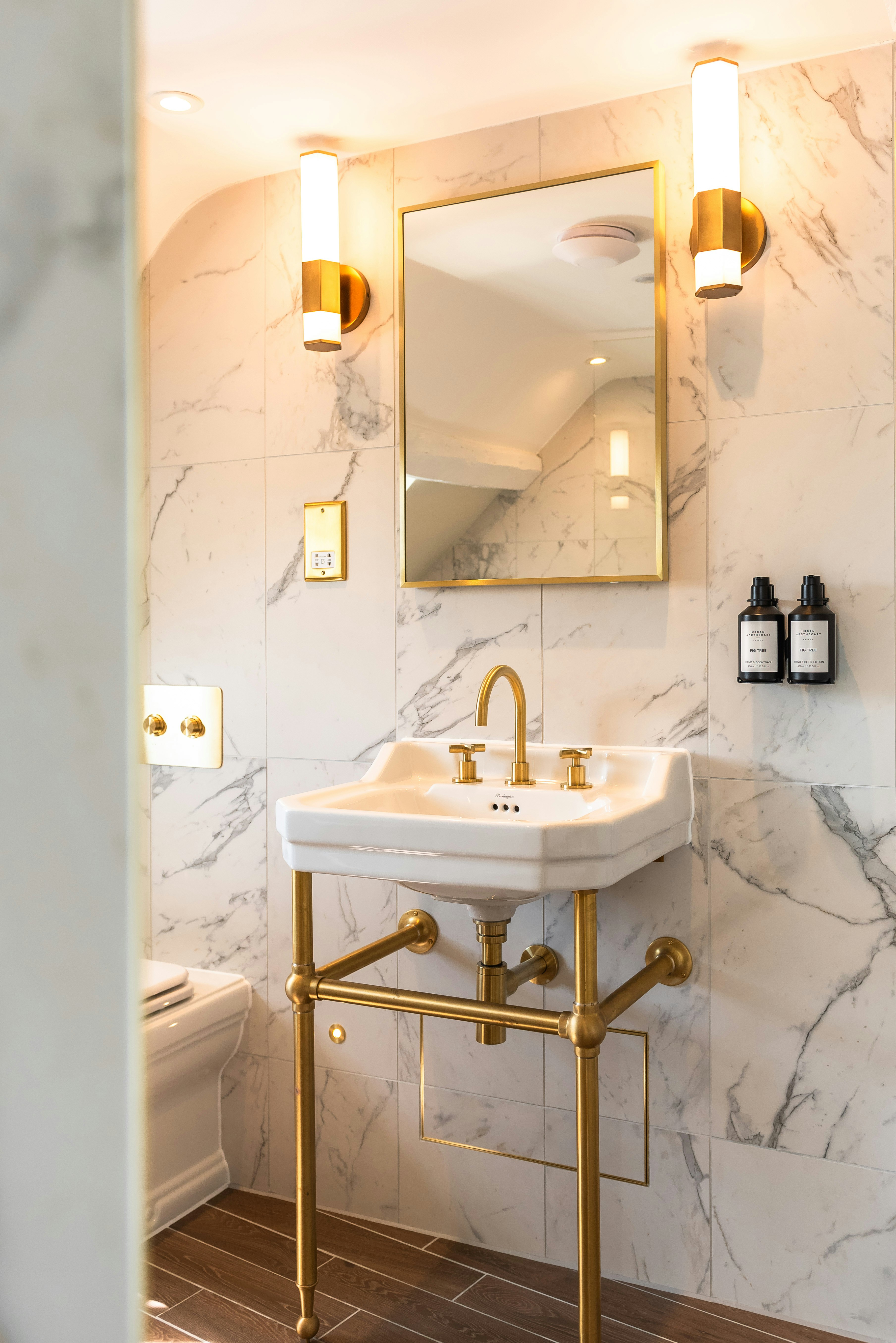 Attic Suite - Bathroom