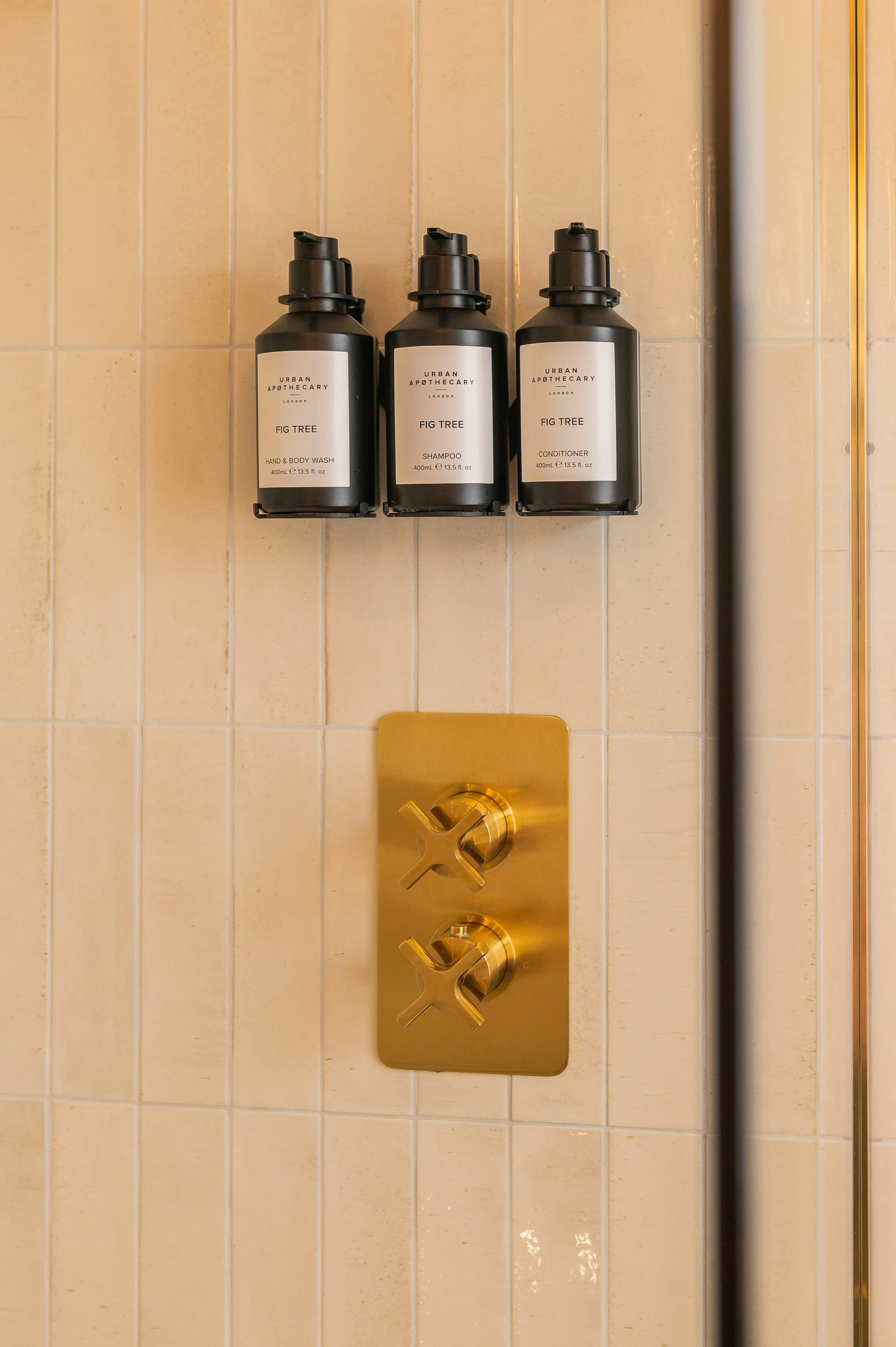 Cotswold Room - Amenities