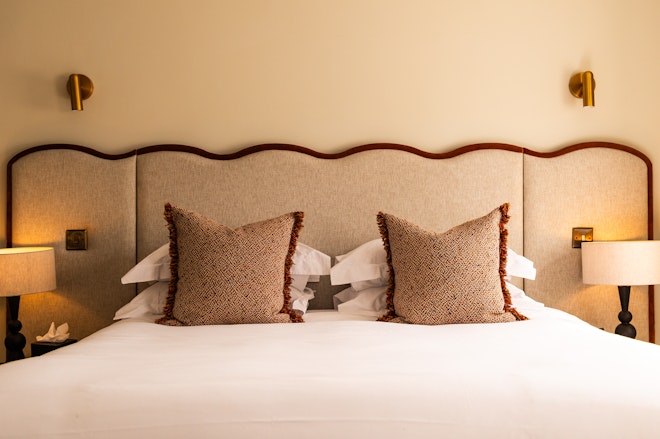 Suite - Bedroom