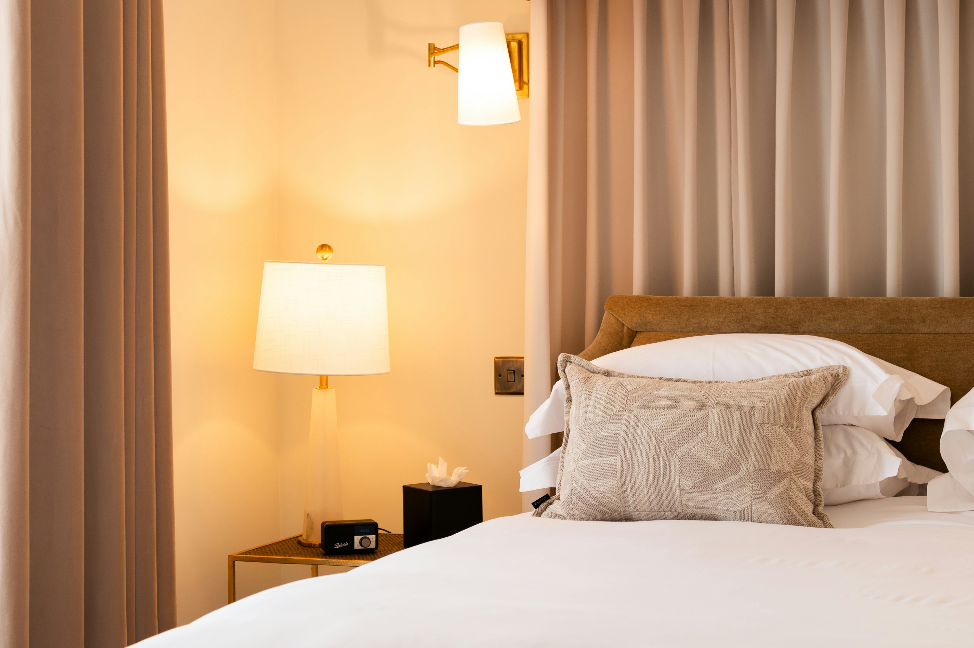 Feature Suite - Bedroom