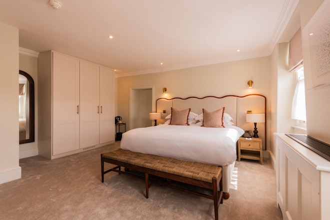 Suite - Bedroom