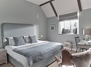 Medium Room