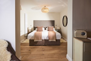Small Suite