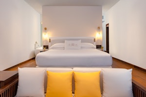Beach Premium Bed Front