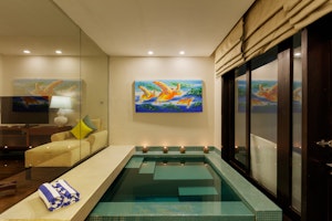 Beach Splash Room Indoor Plunge Pool