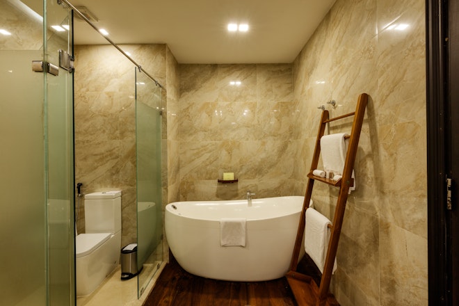 Beach Splash Room Bathroom