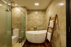 Beach Splash Room Bathroom